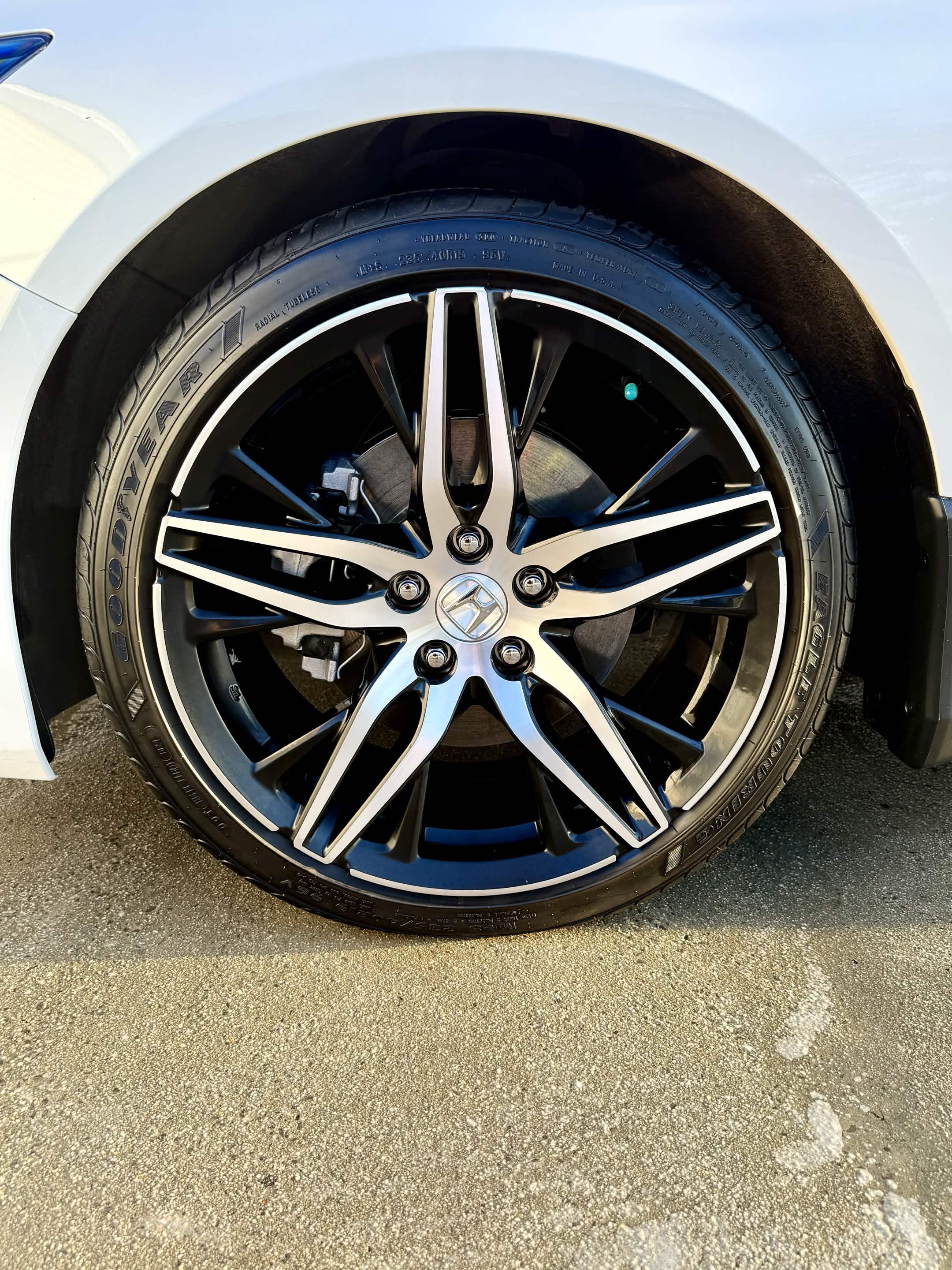 Top Notch Detailing - Honda Accord wheel and tire detail